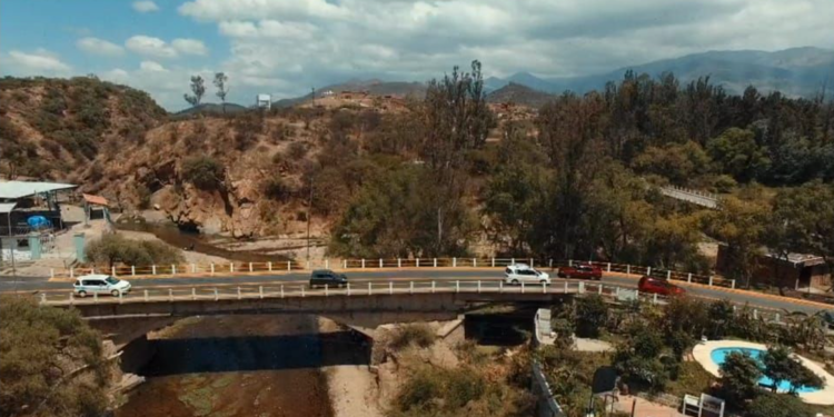 Inician obras en proyecto del puente alterno de Tomatitas en Tarija