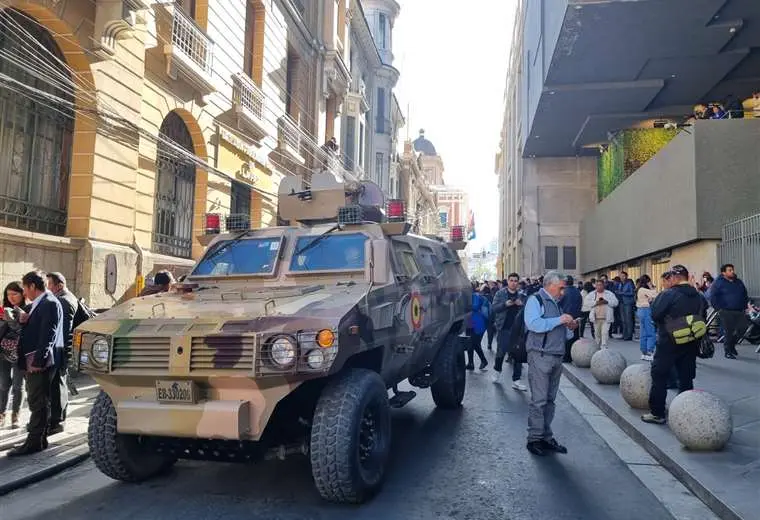 despliegue militar en plaza