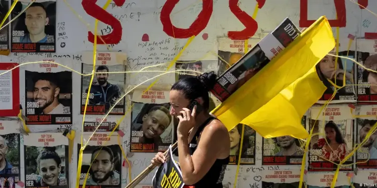 En Tel Aviv Israel protesta para reclamar la liberacion de los rehenes secuestrados por Hamas