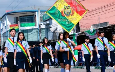 desfile aniversario gran chaco